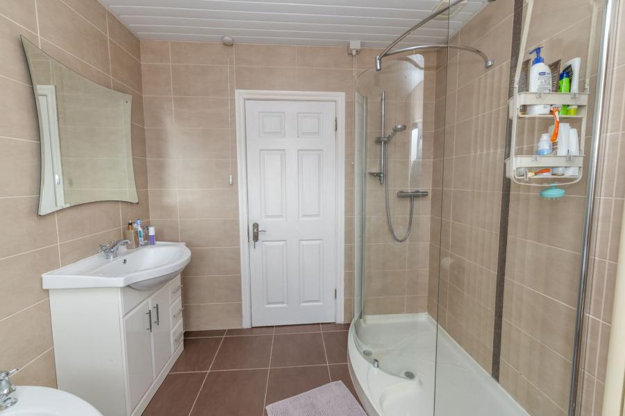 13 Cloughmore View