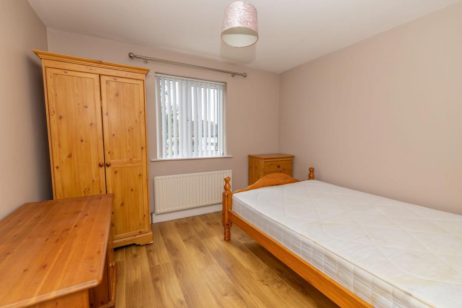 9 Aonach Court