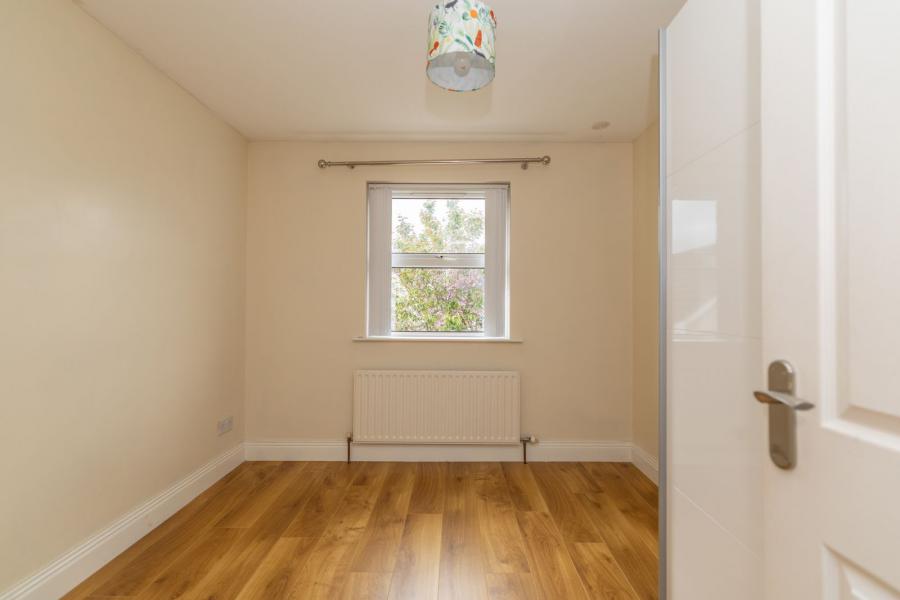 9 Aonach Court