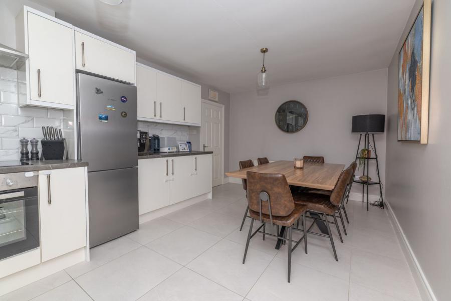 1 Ashley Court