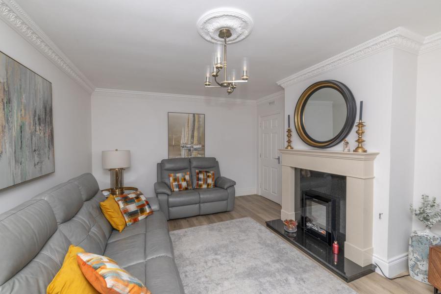 1 Ashley Court