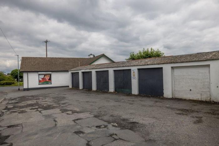 6 Hilltown Road