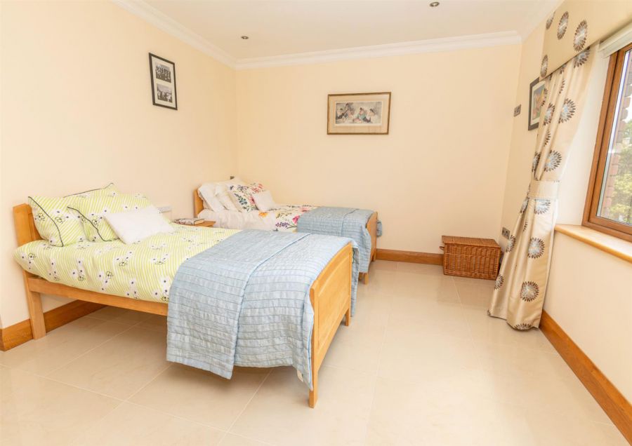 The Orchard, 9b Well Road