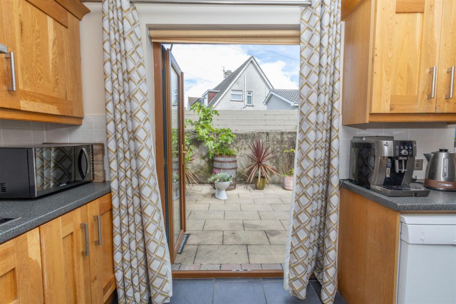 2 Great Georges Avenue