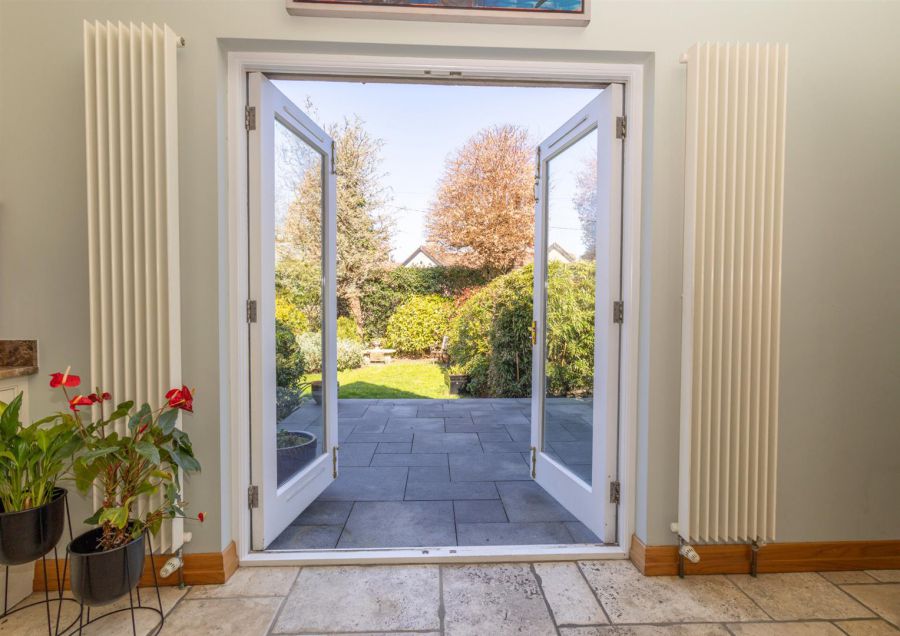 The Pines, 10 Rostrevor Road