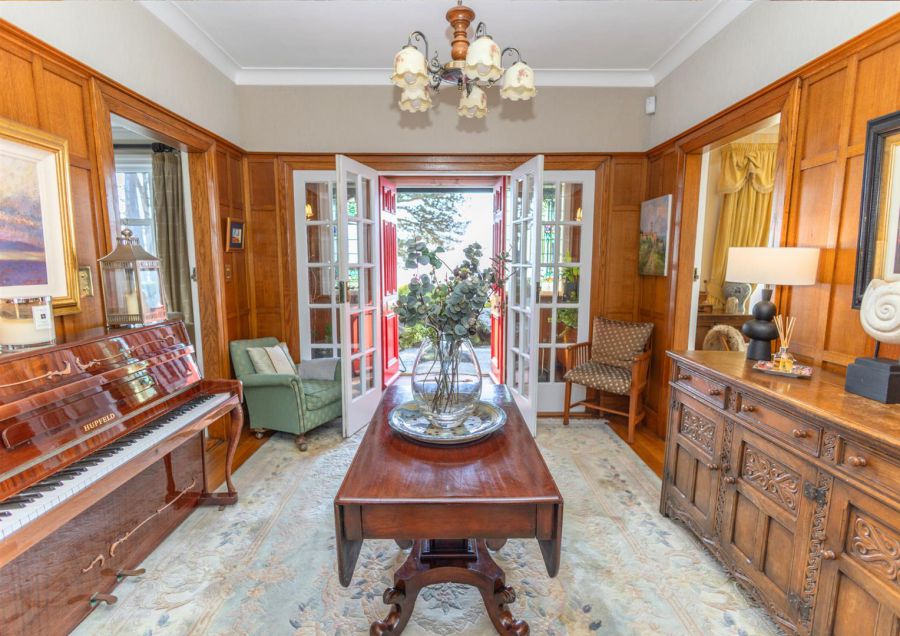 The Pines, 10 Rostrevor Road