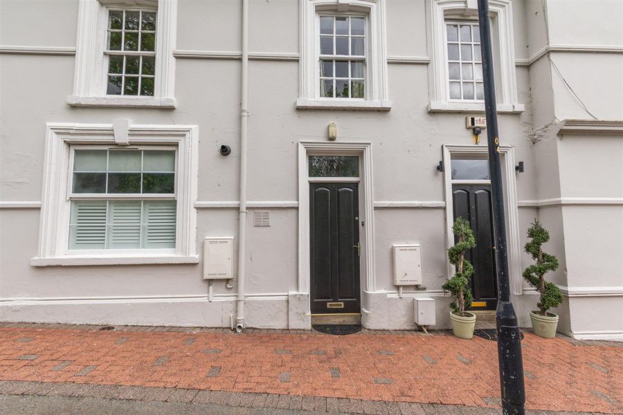 4 The Orchard, St. Leonards