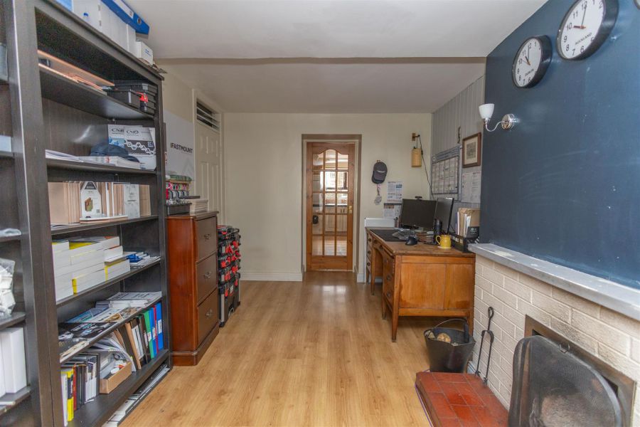 12 Syenite Place