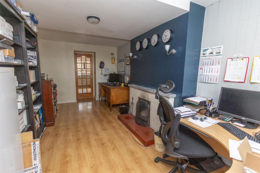 12 Syenite Place