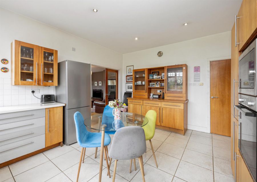 7 Seafields Avenue