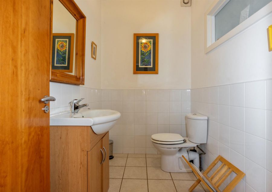 7 Seafields Avenue
