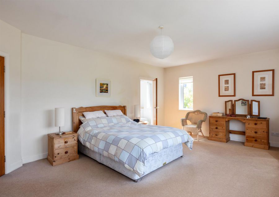 7 Seafields Avenue
