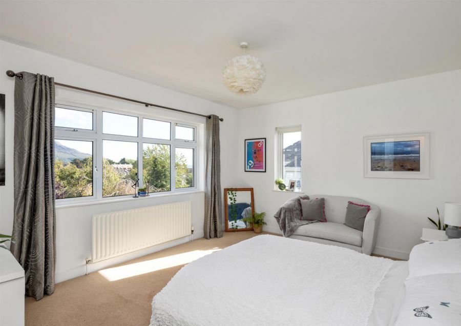 7 Seafields Avenue