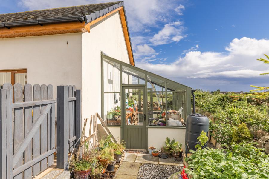 38A, Stewarts Road