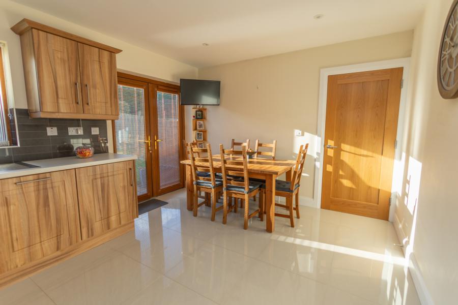 30 Cairn Grove 30 Cairn Grove