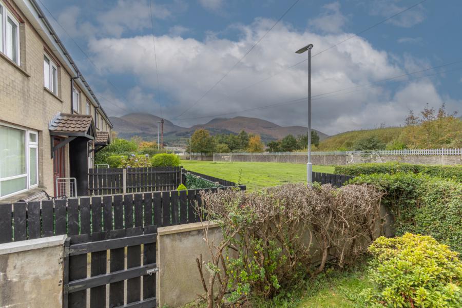 45 Dunwellan Park