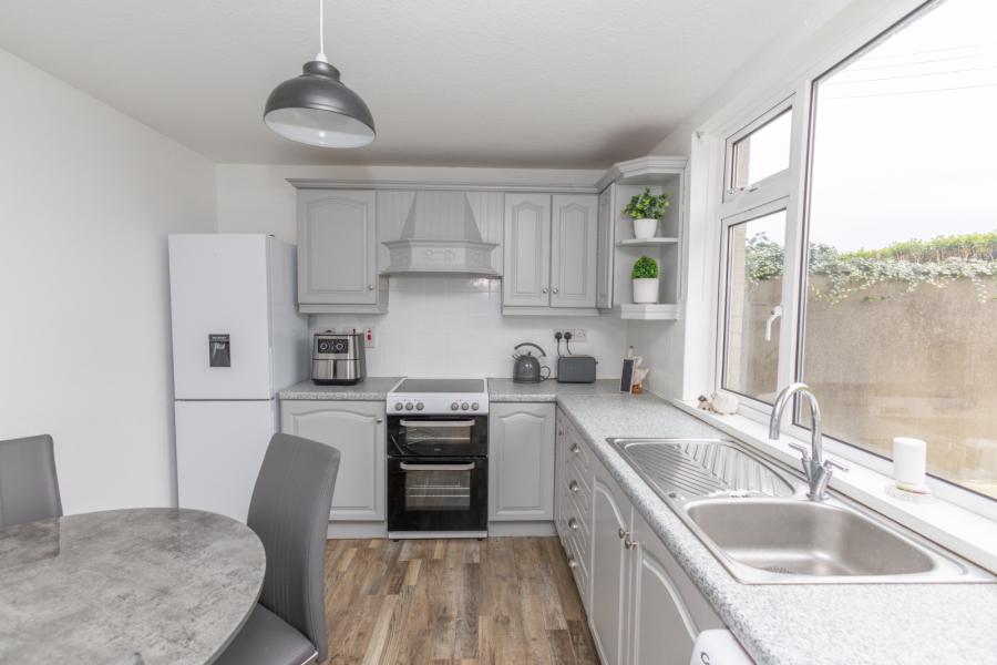 45 Dunwellan Park
