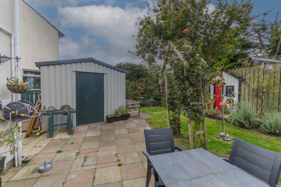 32 Corrigs Avenue