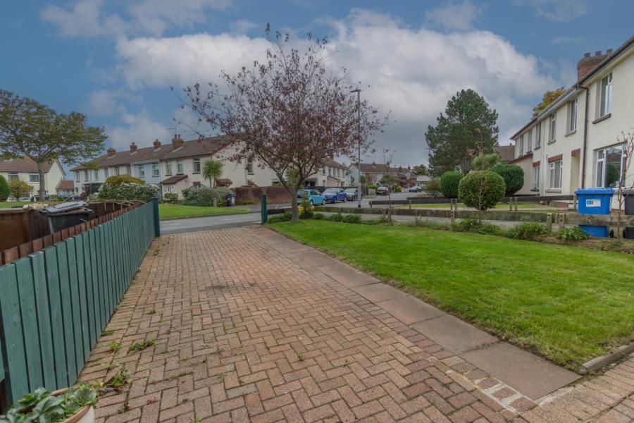 32 Corrigs Avenue