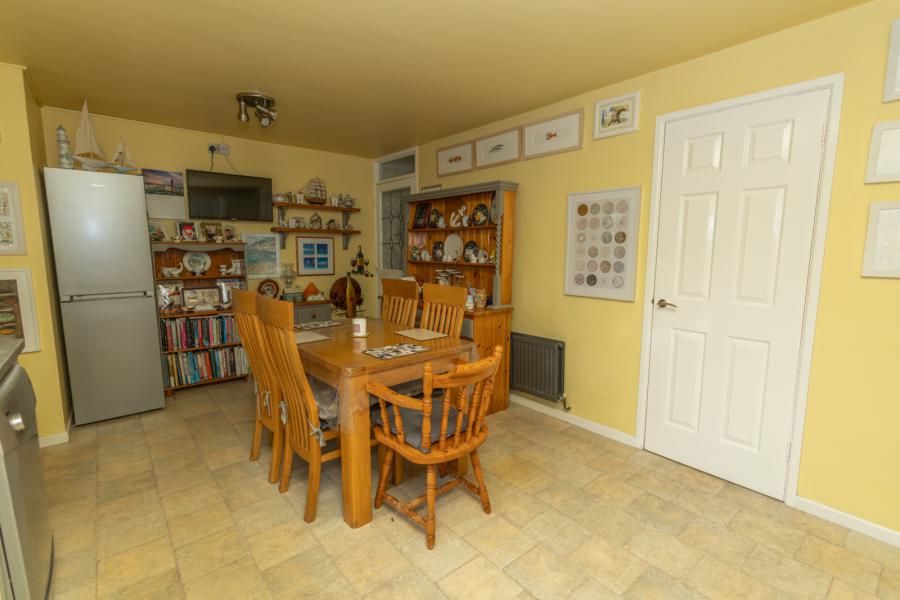 32 Corrigs Avenue