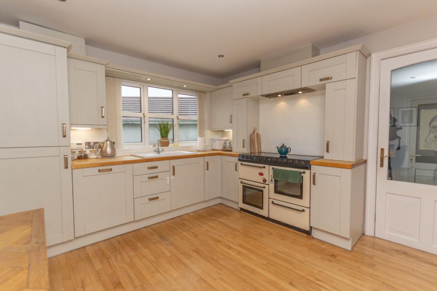 37 Old Railway Close