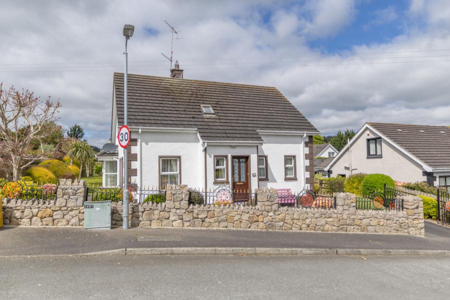 2 Burrenbridge Close