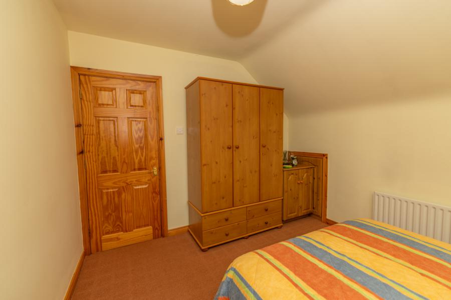 2 Burrenbridge Close
