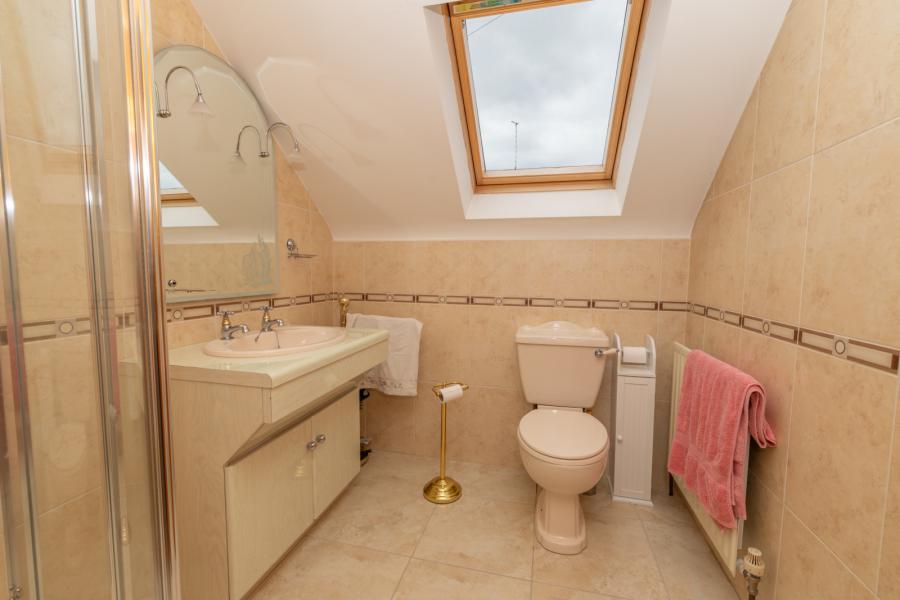 2 Burrenbridge Close