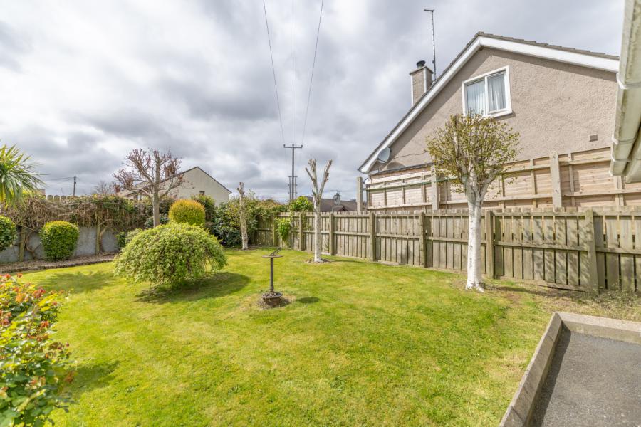 2 Burrenbridge Close