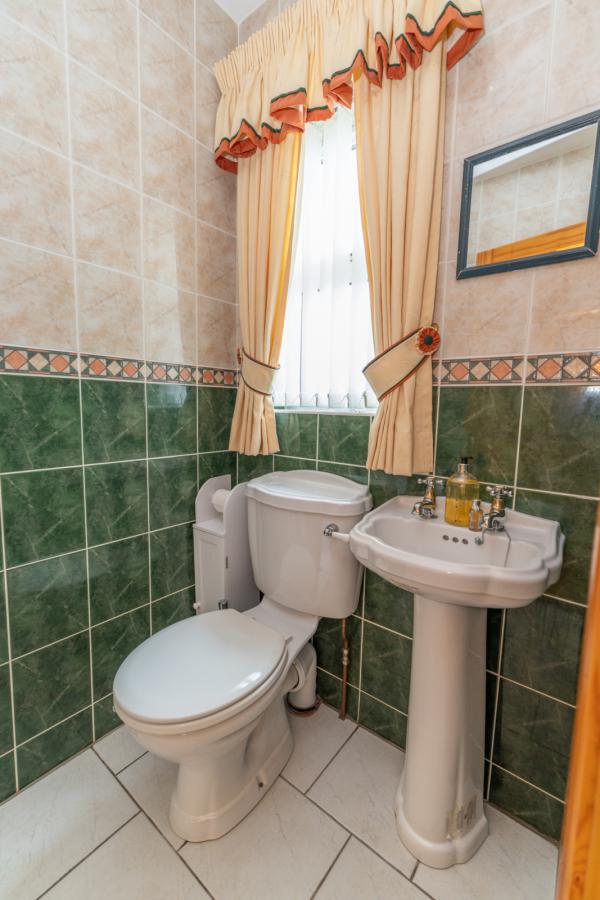 2 Burrenbridge Close