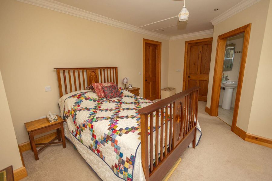 Little Haven, Moneydarragh More Oldtown Road