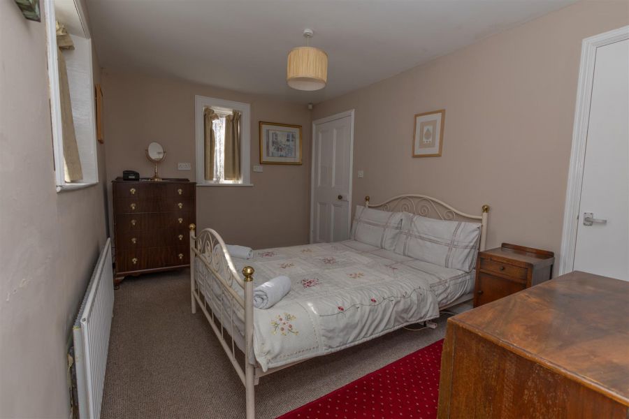 White Gate Lodge, 38 Hilltown Road