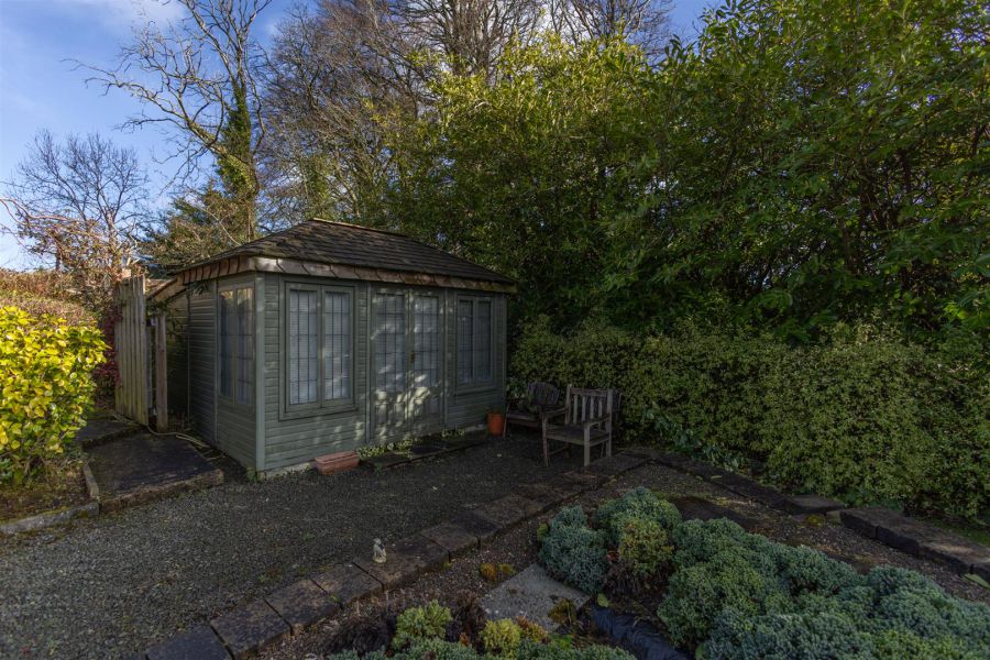 White Gate Lodge, 38 Hilltown Road