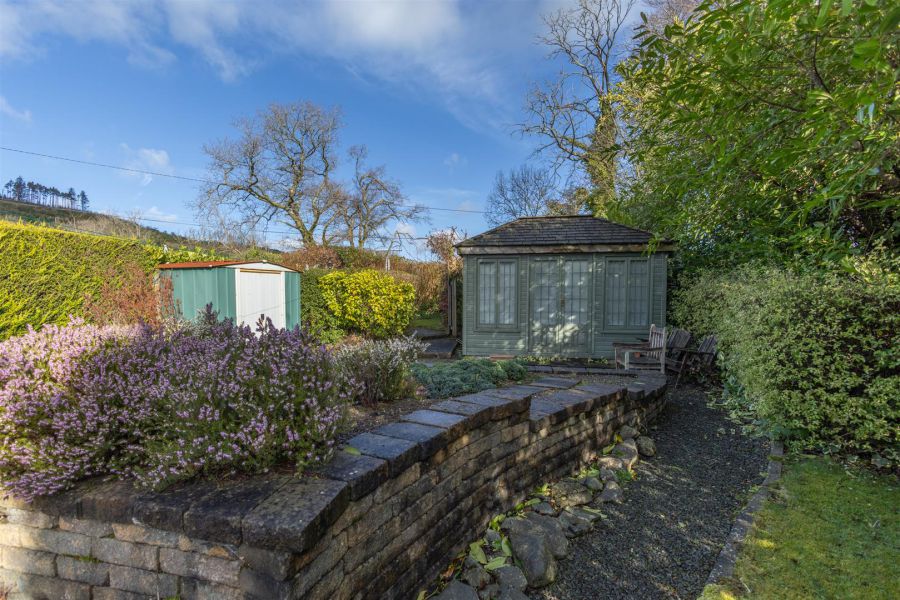 White Gate Lodge, 38 Hilltown Road
