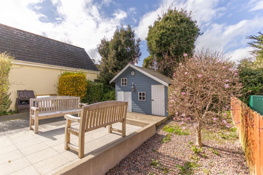 3 Farnley