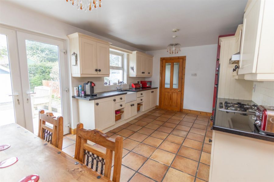 3 Farnley
