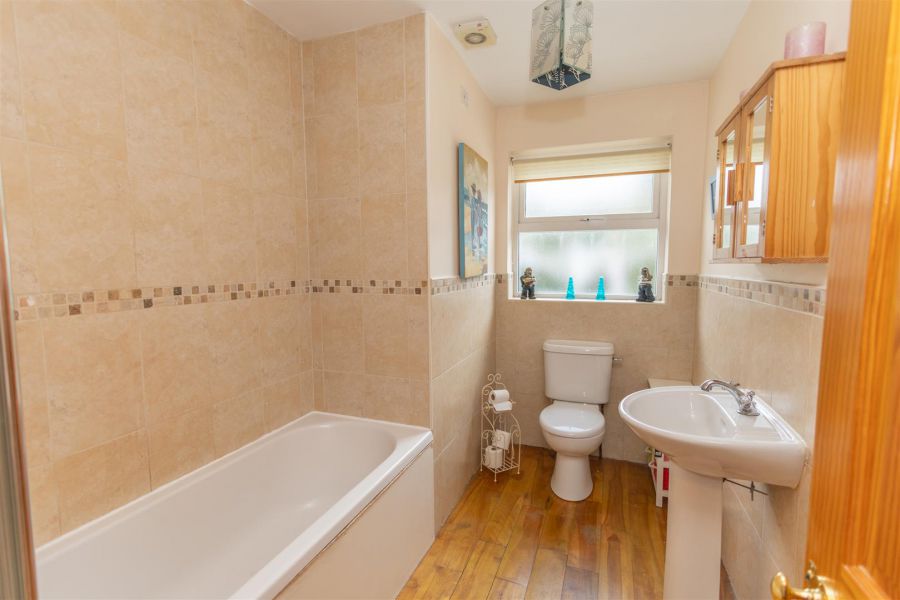 3 Farnley