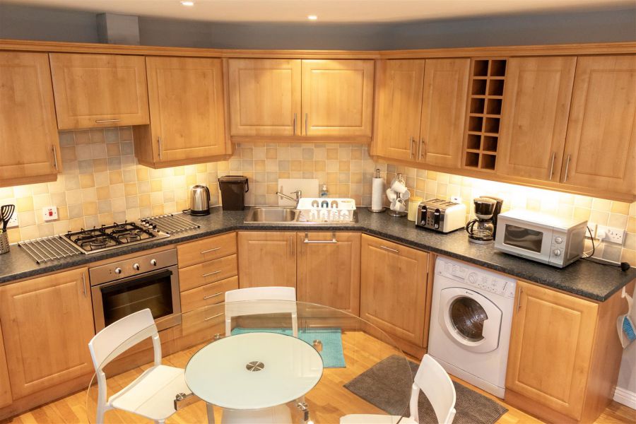 24 Lawnfield Grove