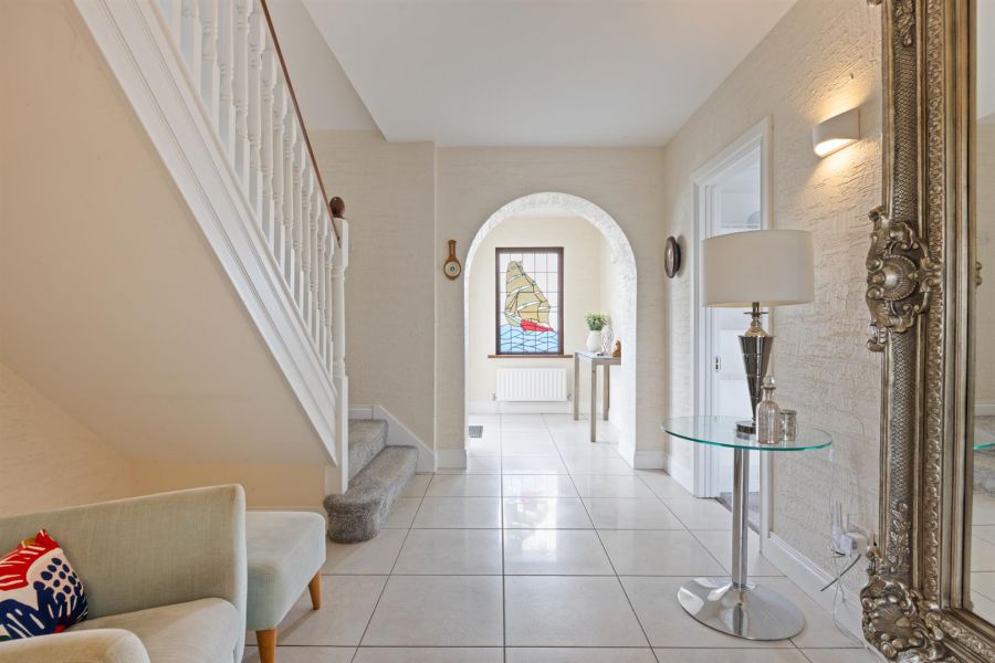 Waters Edge, 20 Pats Road