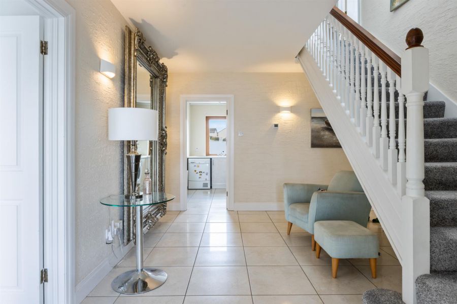 Waters Edge, 20 Pats Road