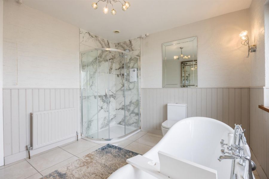 Waters Edge, 20 Pats Road