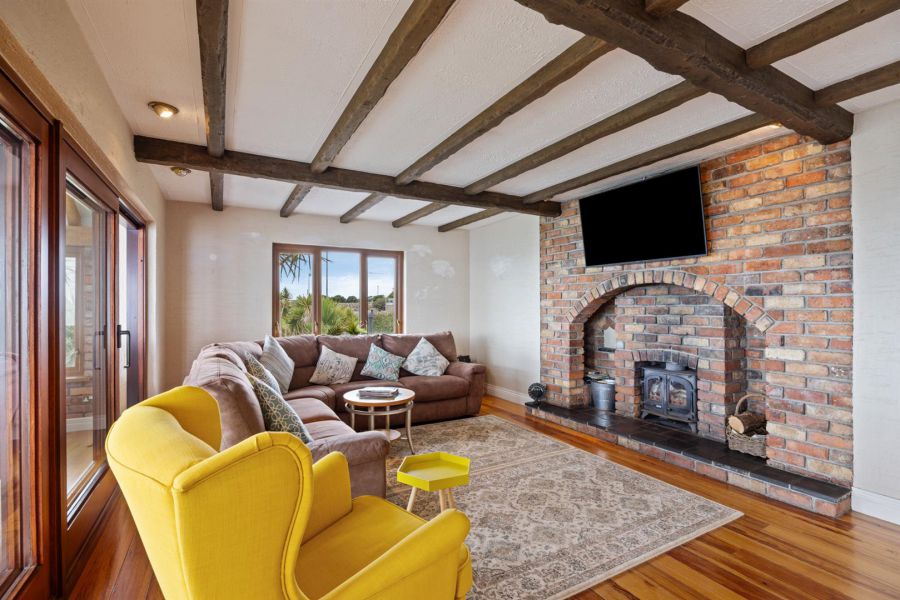 Waters Edge, 20 Pats Road