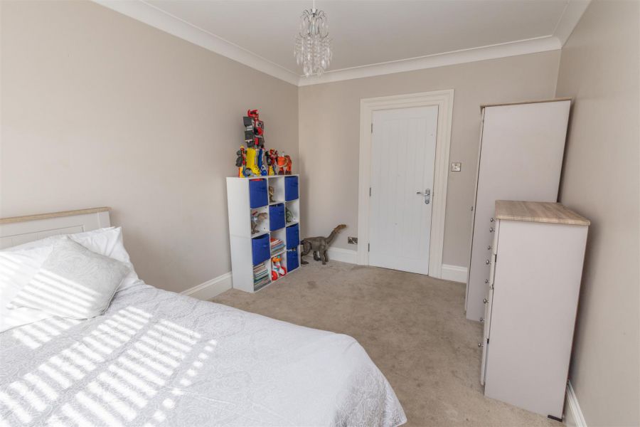 76 Bryansford Road