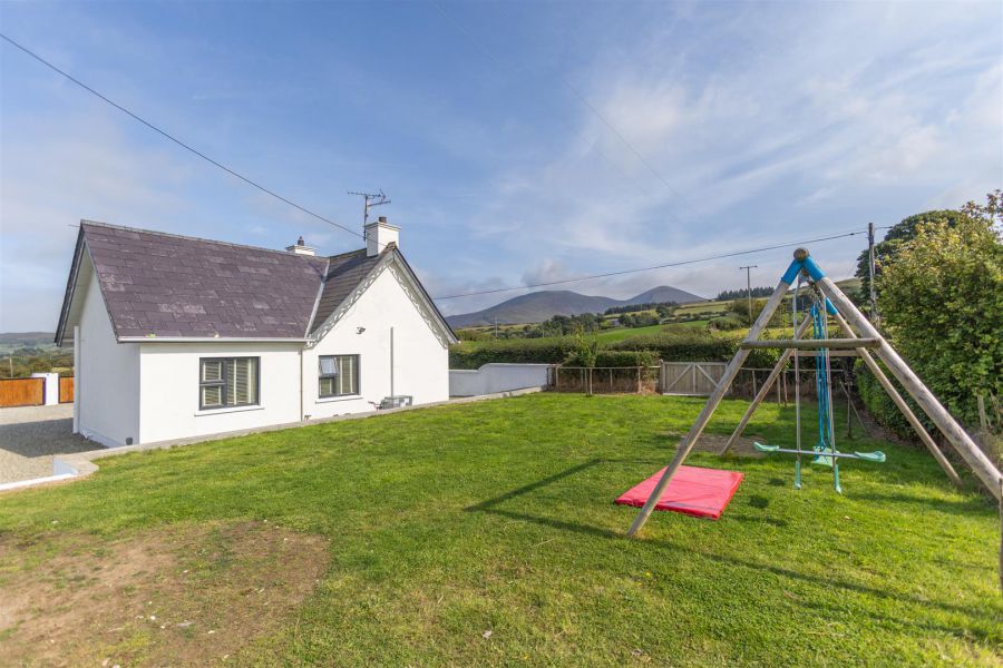 76 Bryansford Road